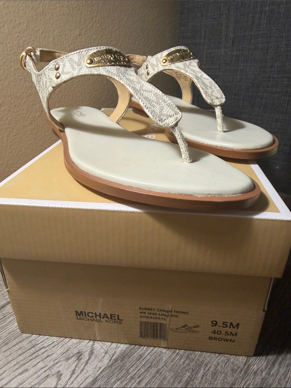 Michael Kors Beige Brown Aubrey Logo Thong Sandals - Picture 2 of 3